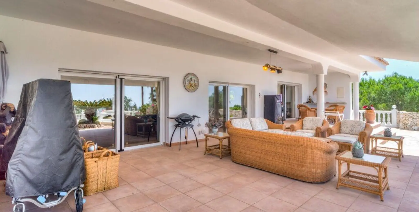Sale of detached villa in Valtocado 24