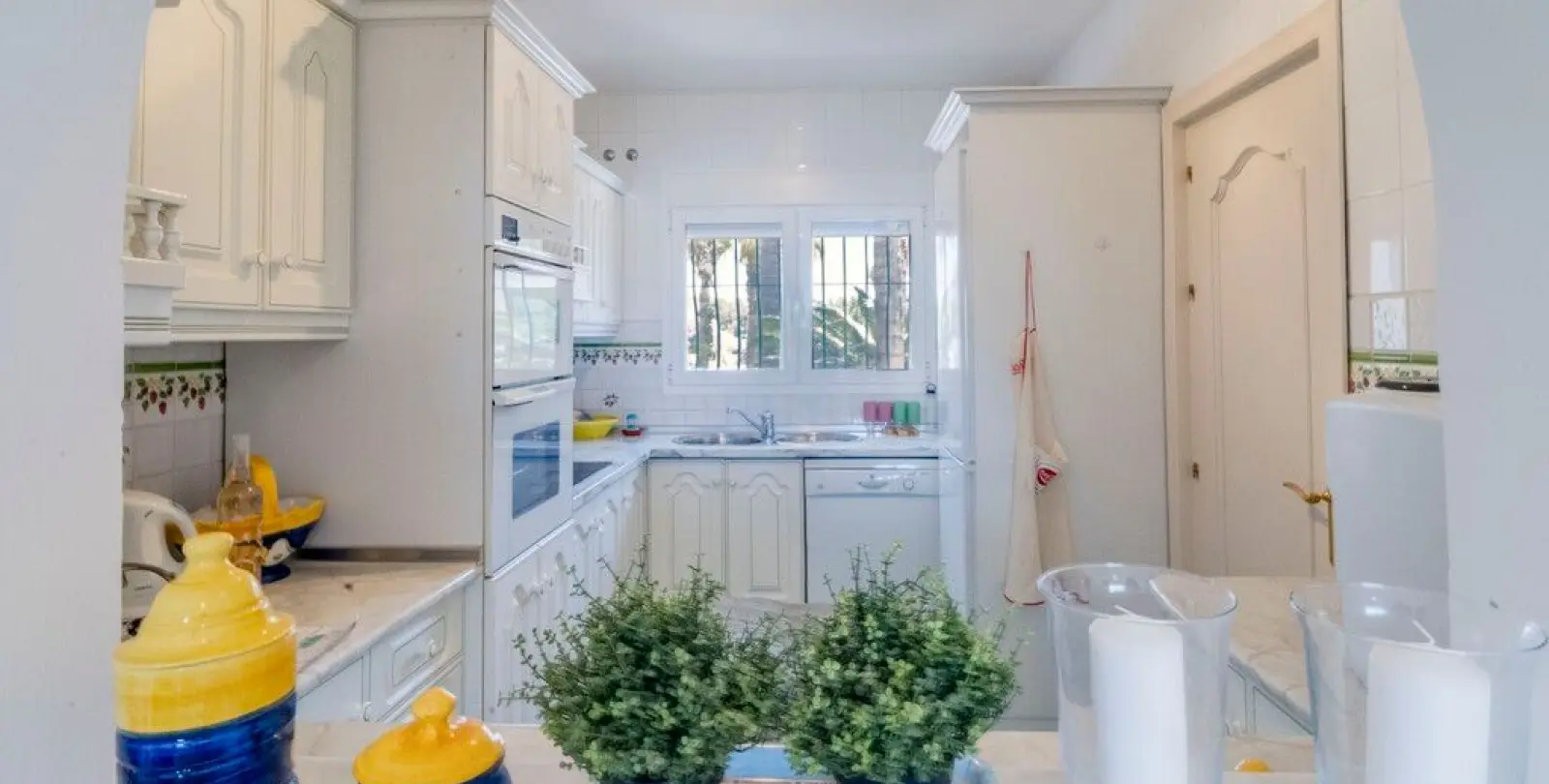 Sale of detached villa in Valtocado 43