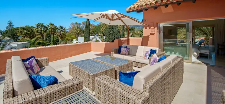 Sale of penthouse duplex in Marbella 1
