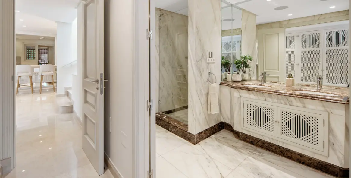 Sale of penthouse duplex in Marbella 20