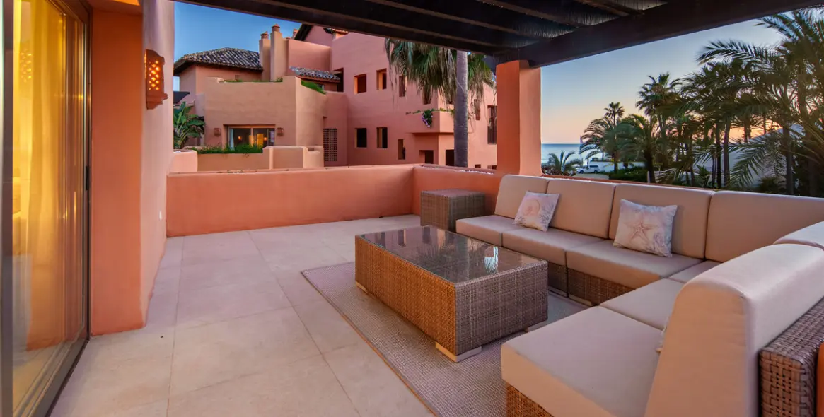Sale of penthouse duplex in Marbella 57