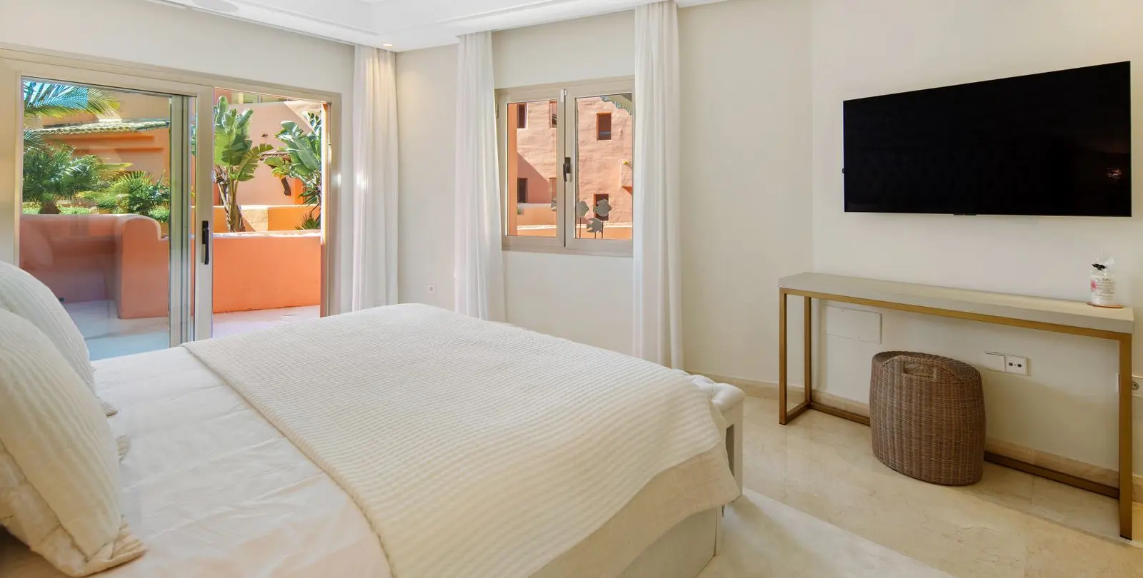 Venta de ático dúplex en Marbella 19