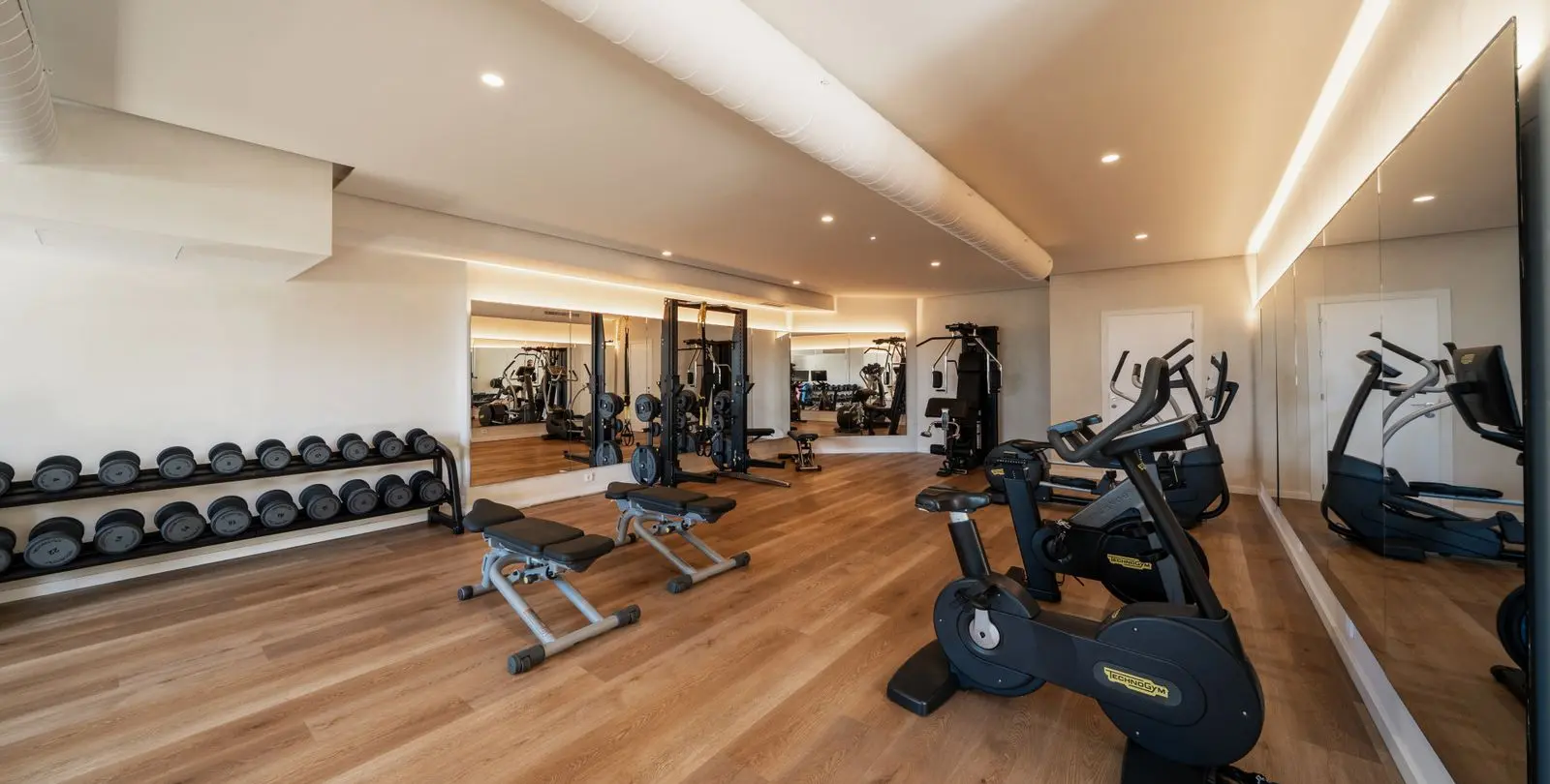 Venta de ático dúplex en Marbella 31