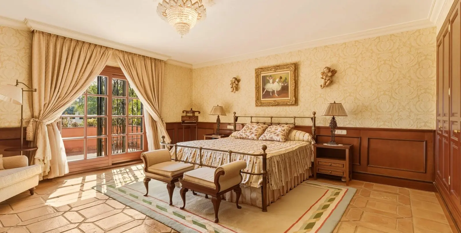 Sale of detached villa in Guadalmina Alta 21