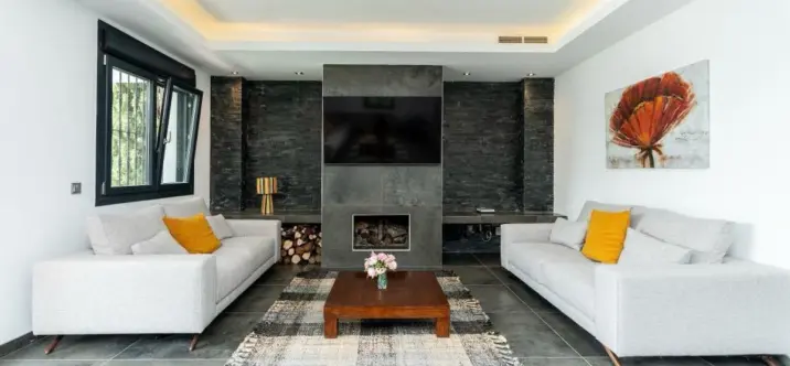 Sale of detached villa in Marbella 4