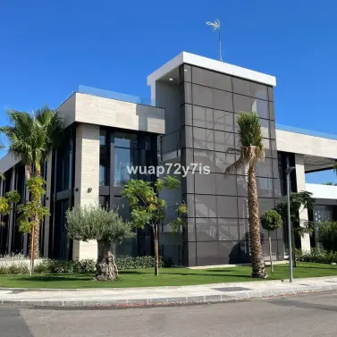 Long-term rent of commercial premises in Nueva Andalucía