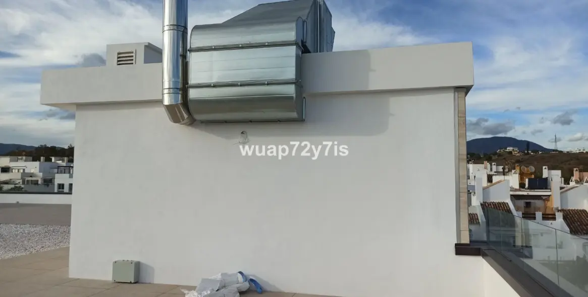 Long-term rent of commercial premises in Nueva Andalucía 26