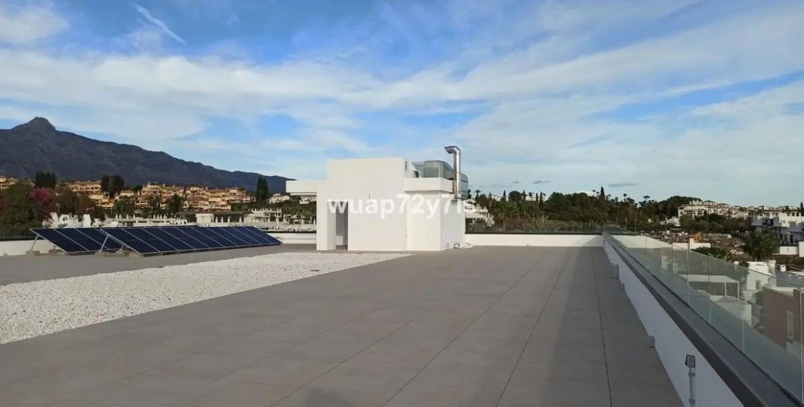 Long-term rent of commercial premises in Nueva Andalucía 29