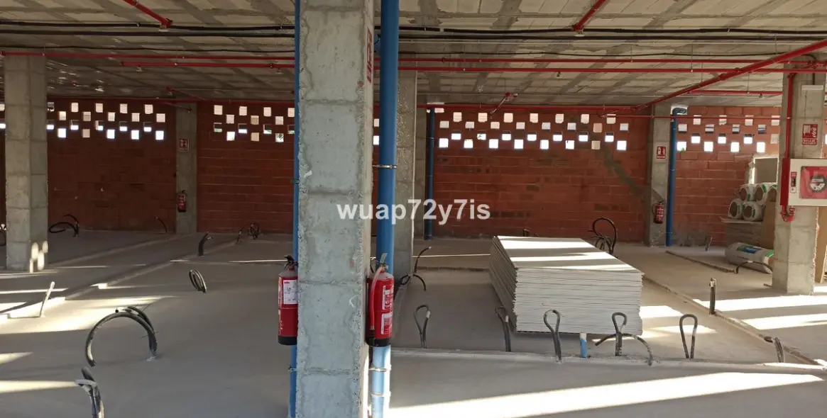 Long-term rent of commercial premises in Nueva Andalucía 63