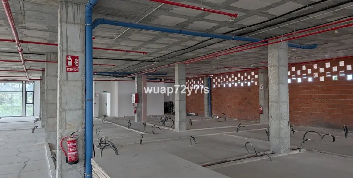 Long-term rent of commercial premises in Nueva Andalucía 135