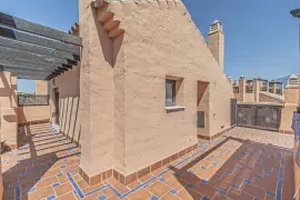 Image 4 thumb