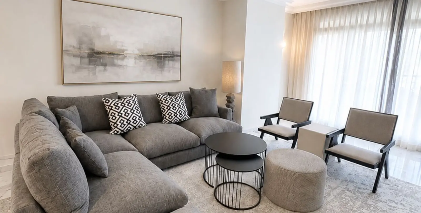 Long-term rent of middle floor apartment in Nueva Andalucía 4