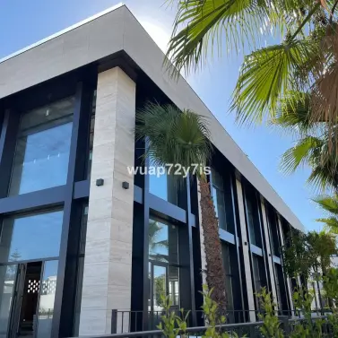 Long-term rent of commercial premises in Nueva Andalucía
