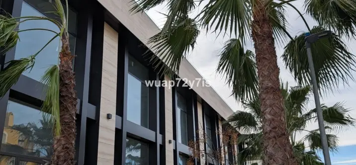 Long-term rent of commercial premises in Nueva Andalucía 1