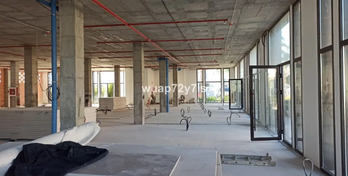Long-term rent of commercial premises in Nueva Andalucía 14