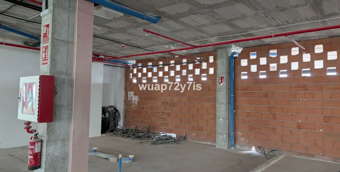 Long-term rent of commercial premises in Nueva Andalucía 79