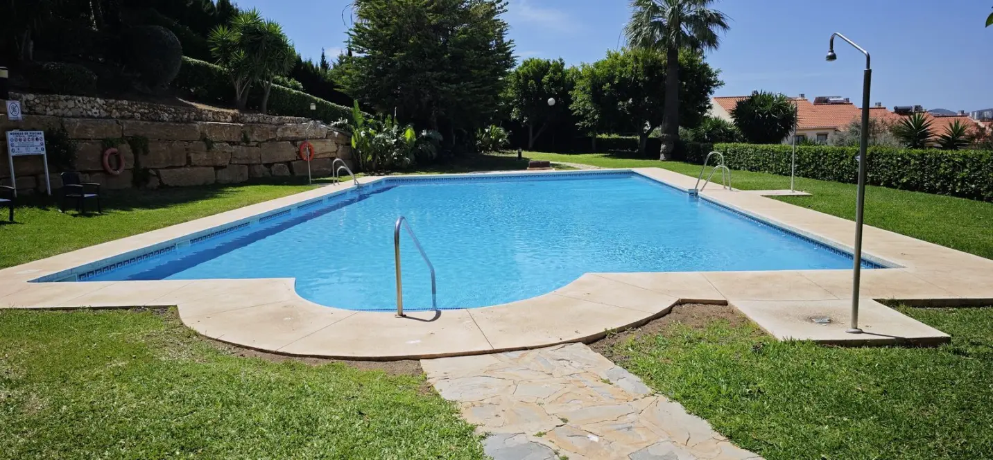 Sale of penthouse in Los Pacos 0