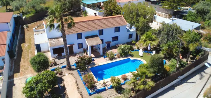 Venta de finca - cortijo en Alora 0