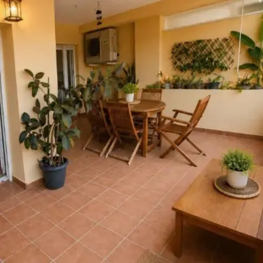 Venta de apartamento en planta media en San Pedro de Alcántara