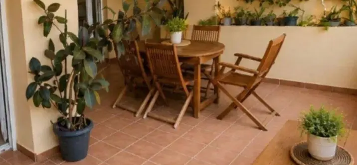 Venta de apartamento en planta media en San Pedro de Alcántara 3