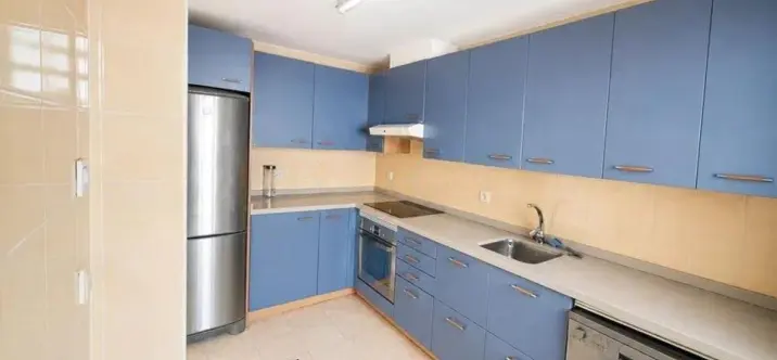 Venta de apartamento en planta media en San Pedro de Alcántara 4