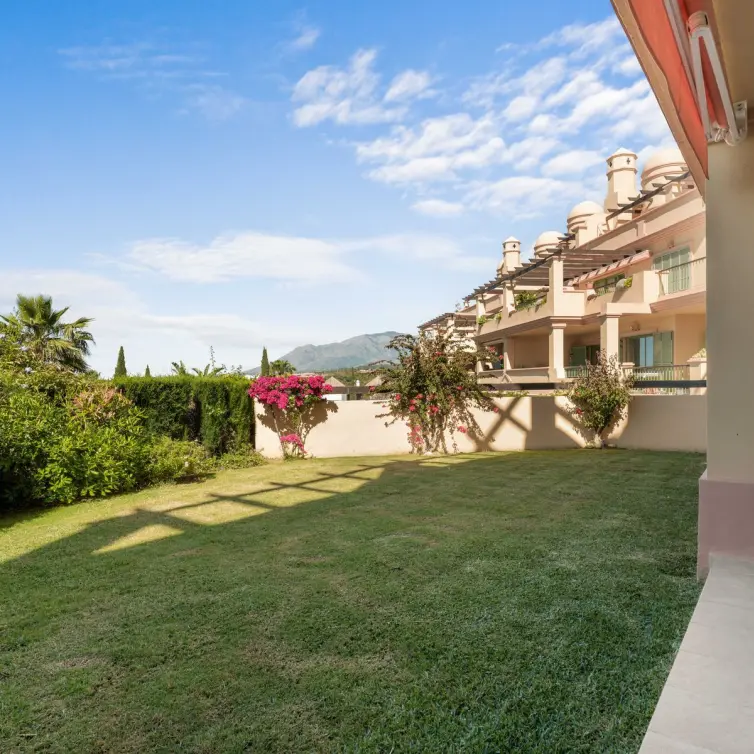 Venta de apartamento en planta baja en Los Flamingos