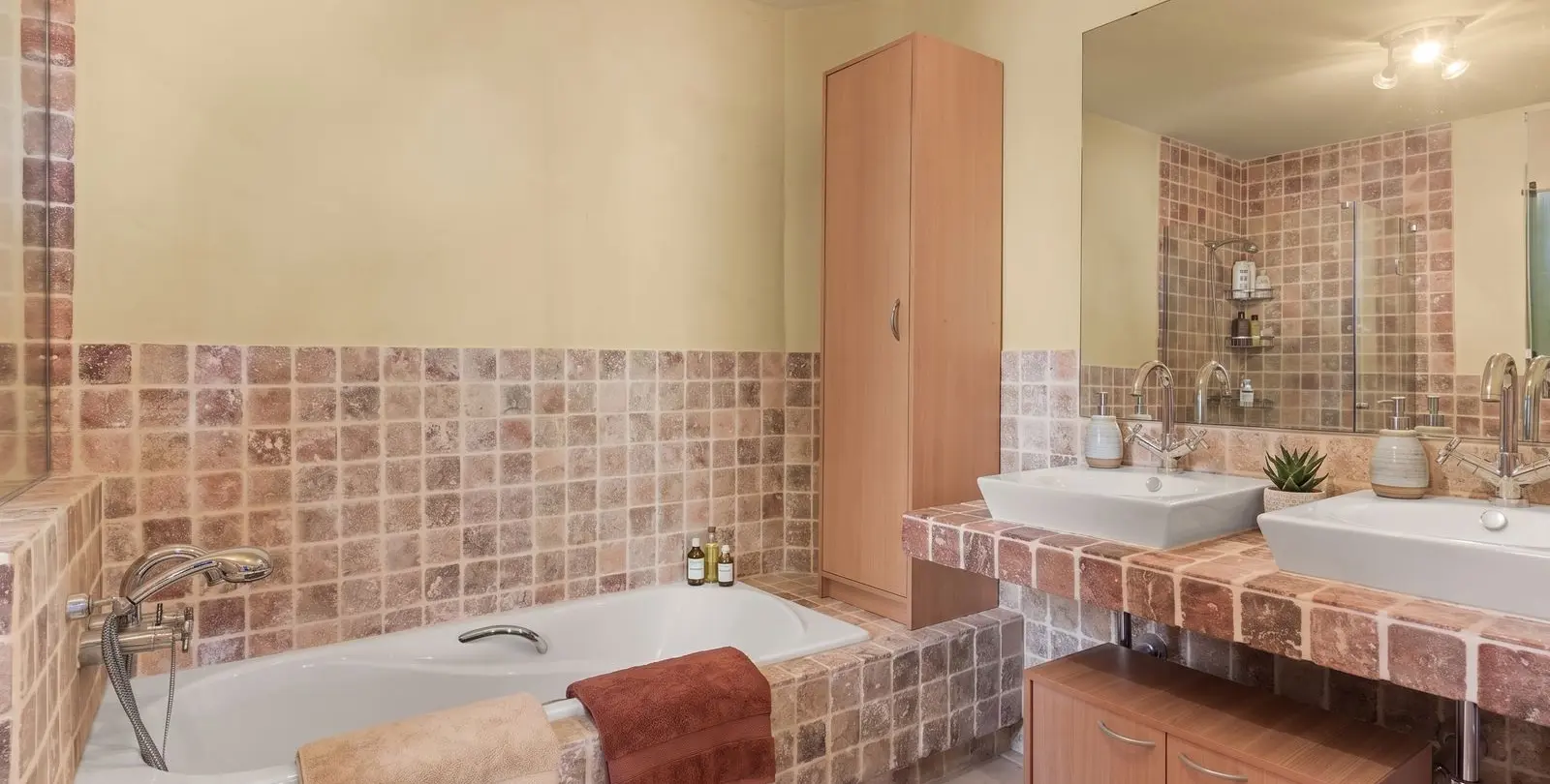 Sale of ground floor apartment in Los Flamingos 8