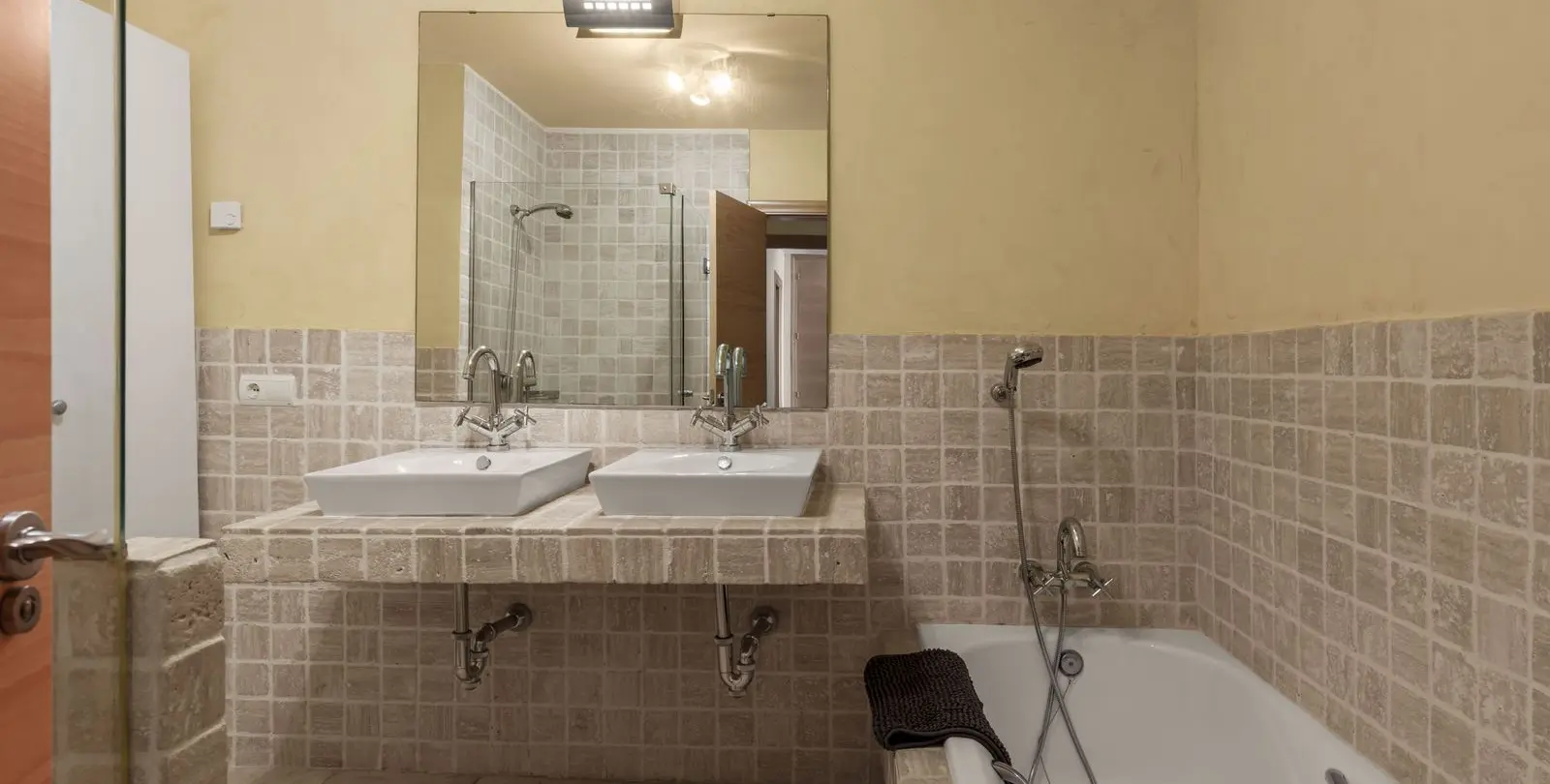 Sale of ground floor apartment in Los Flamingos 10