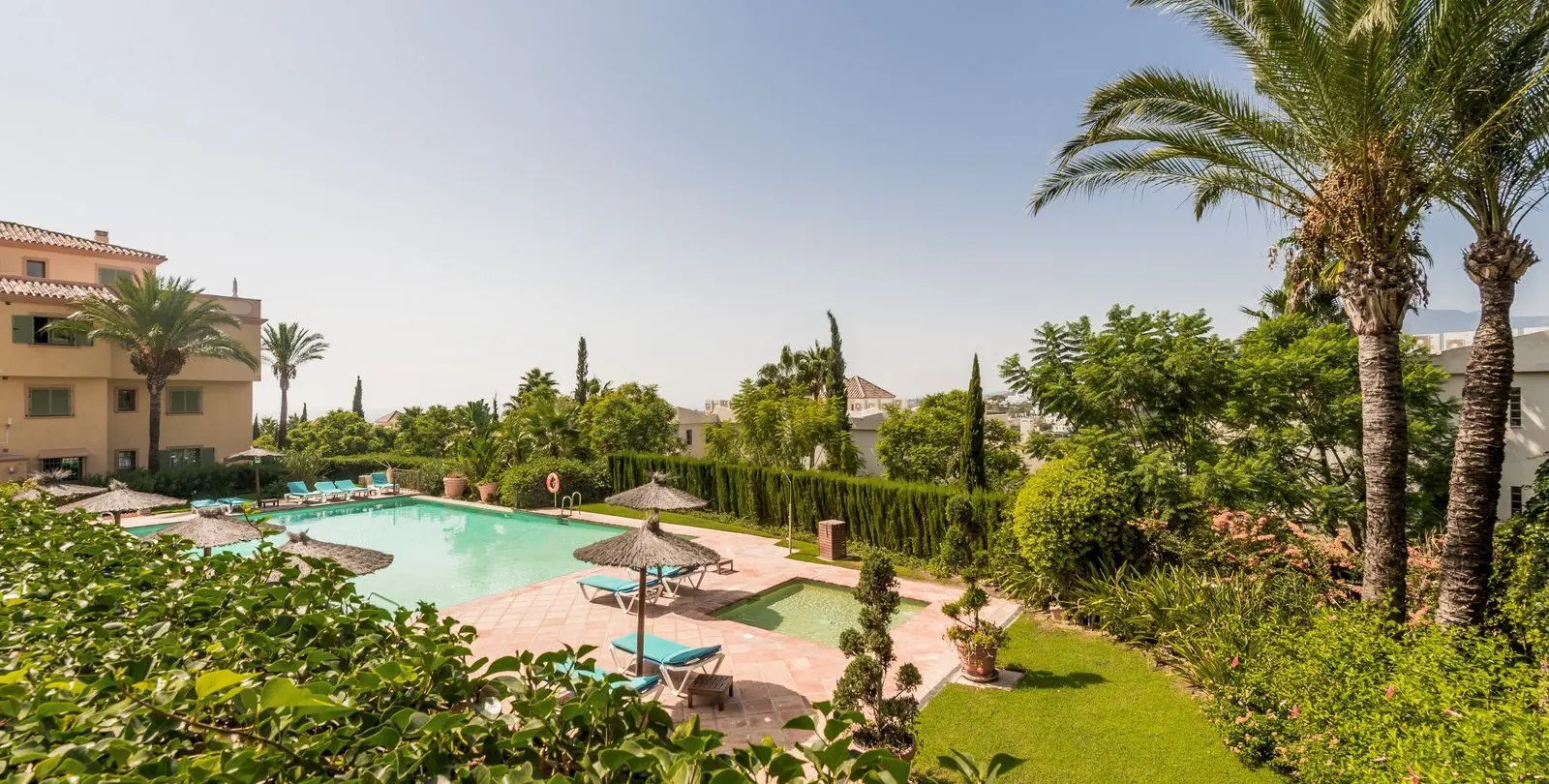 Sale of ground floor apartment in Los Flamingos 16