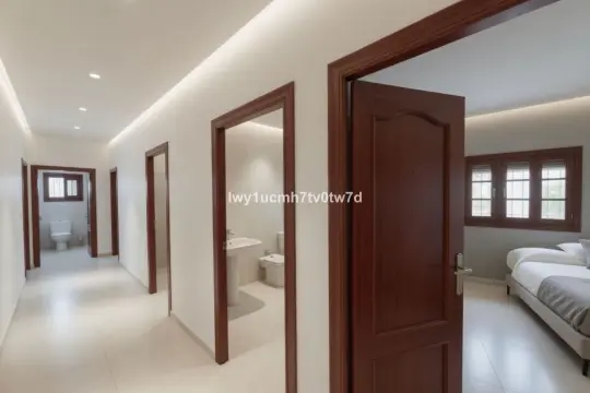 Image 4 thumb