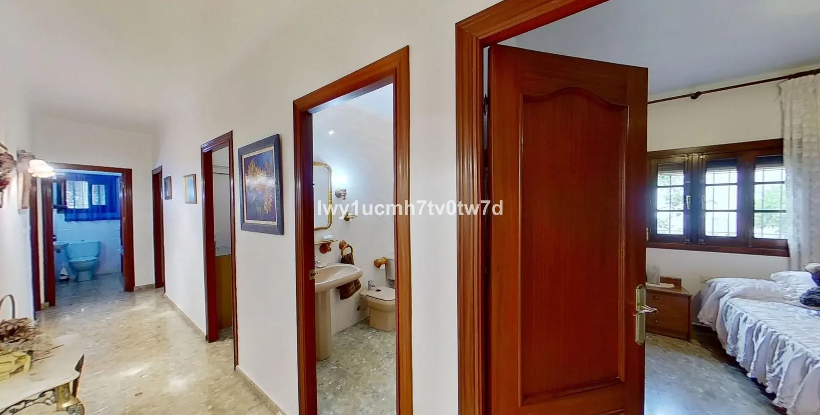 Sale of detached villa in Churriana 5