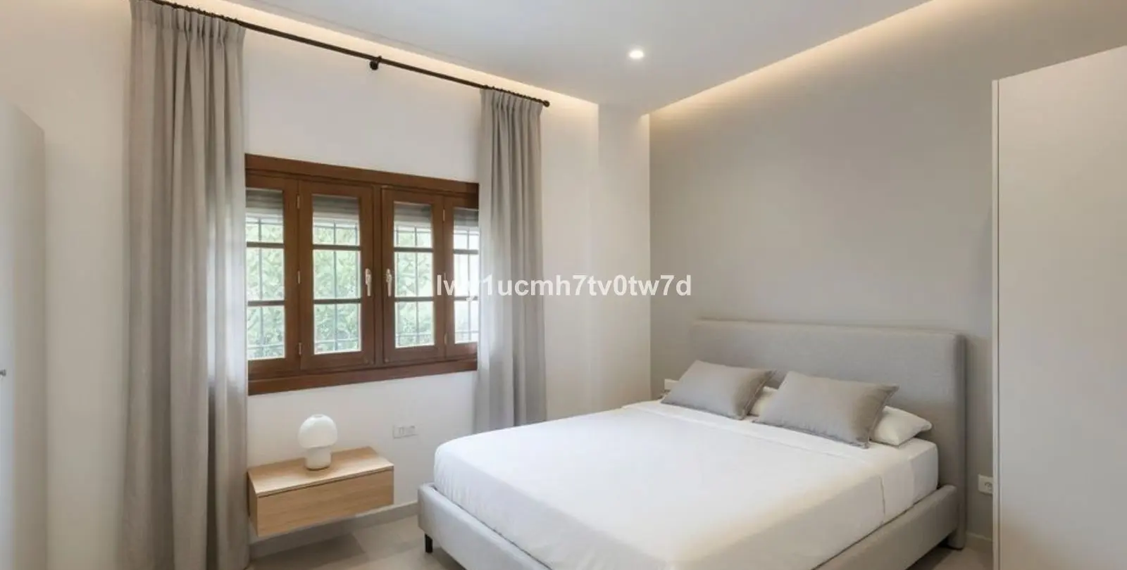 Sale of detached villa in Churriana 14