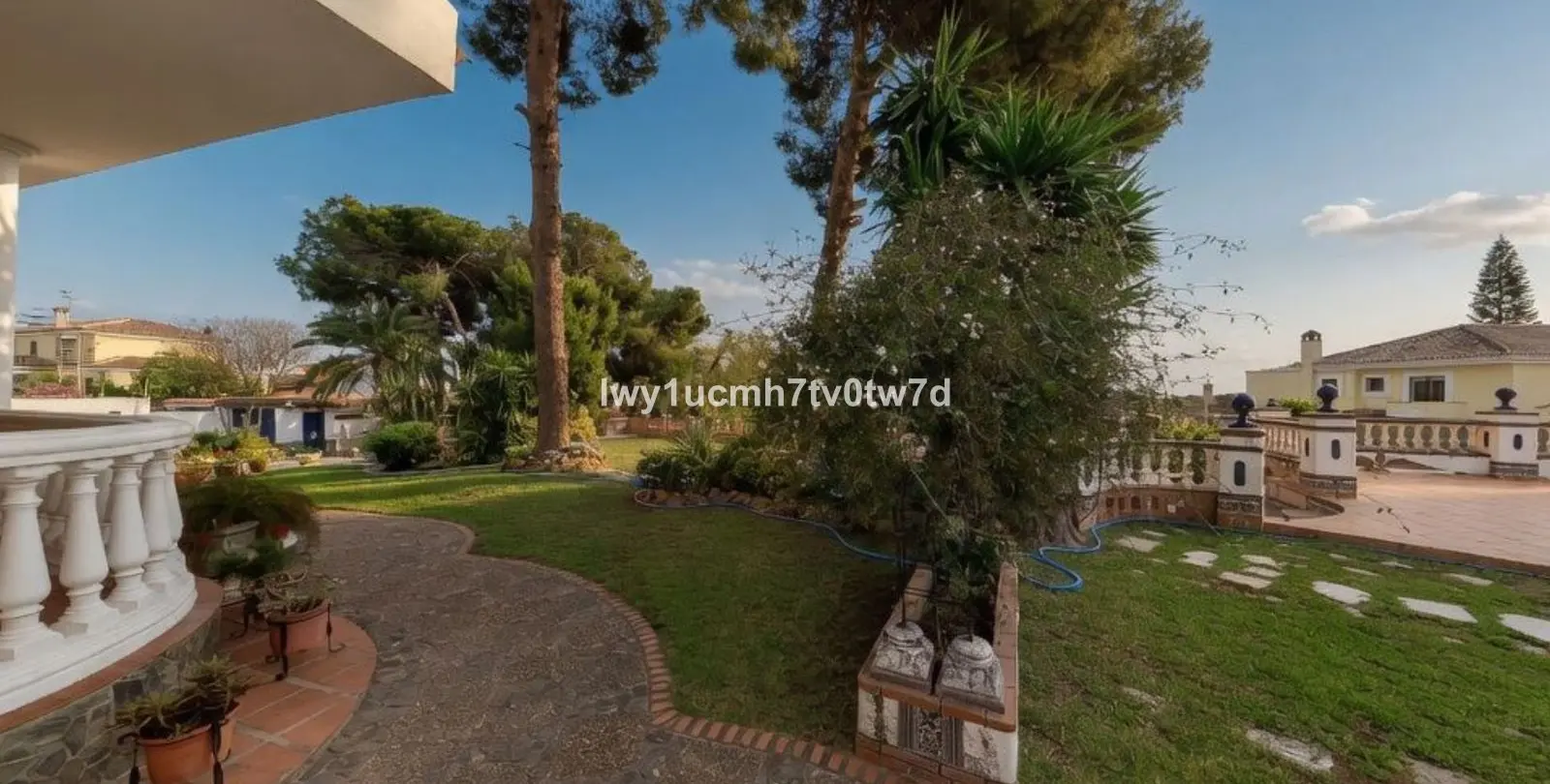 Sale of detached villa in Churriana 15