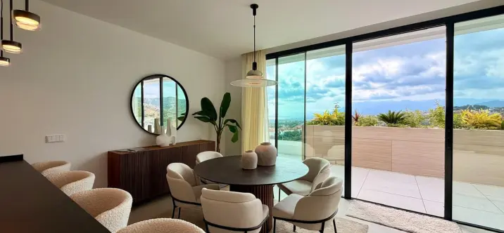 Venta de ático dúplex en Marbella 3