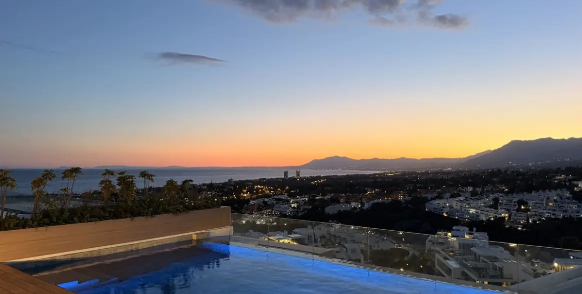 Venta de ático dúplex en Marbella 20