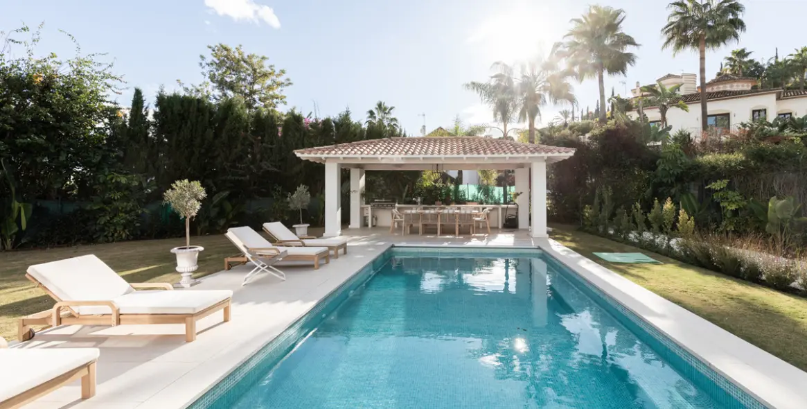 Venta de villa independiente en Los Arqueros 3