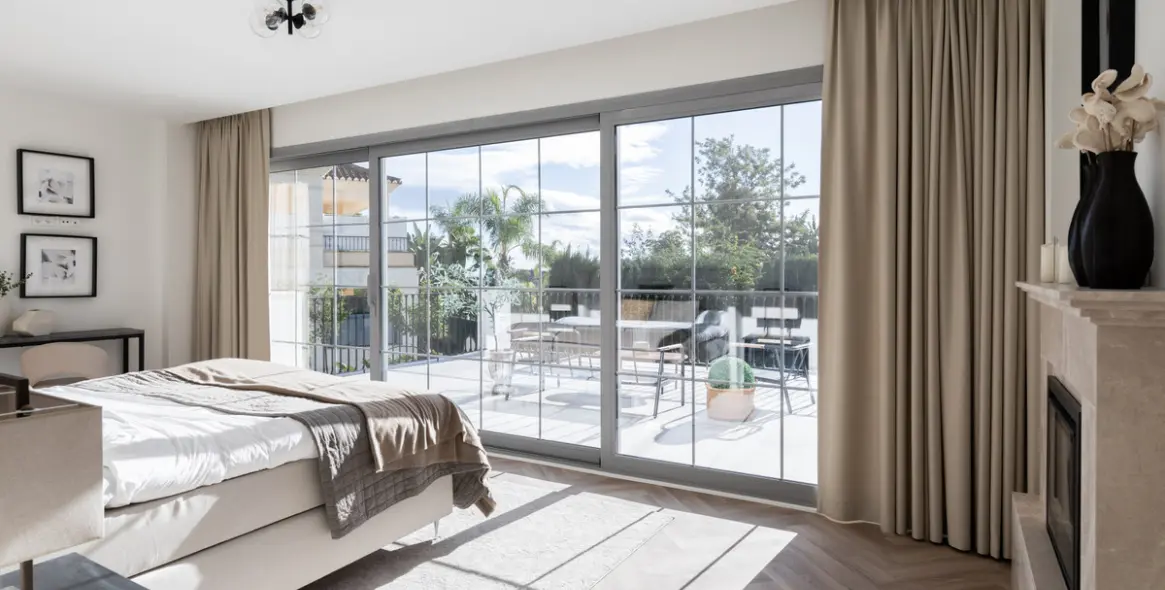 Venta de villa independiente en Los Arqueros 12