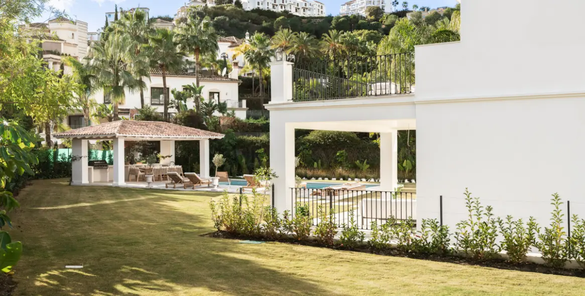 Venta de villa independiente en Los Arqueros 35