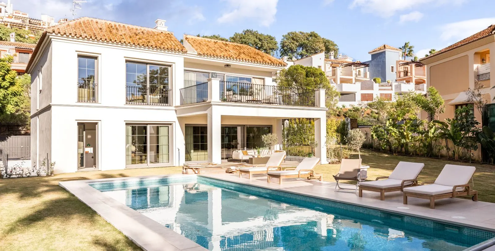 Venta de villa independiente en Los Arqueros 1
