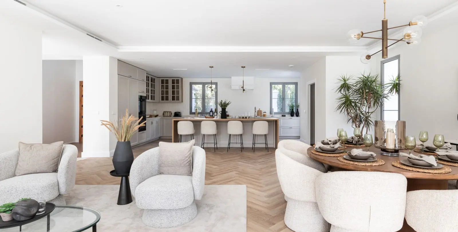 Venta de villa independiente en Los Arqueros 4