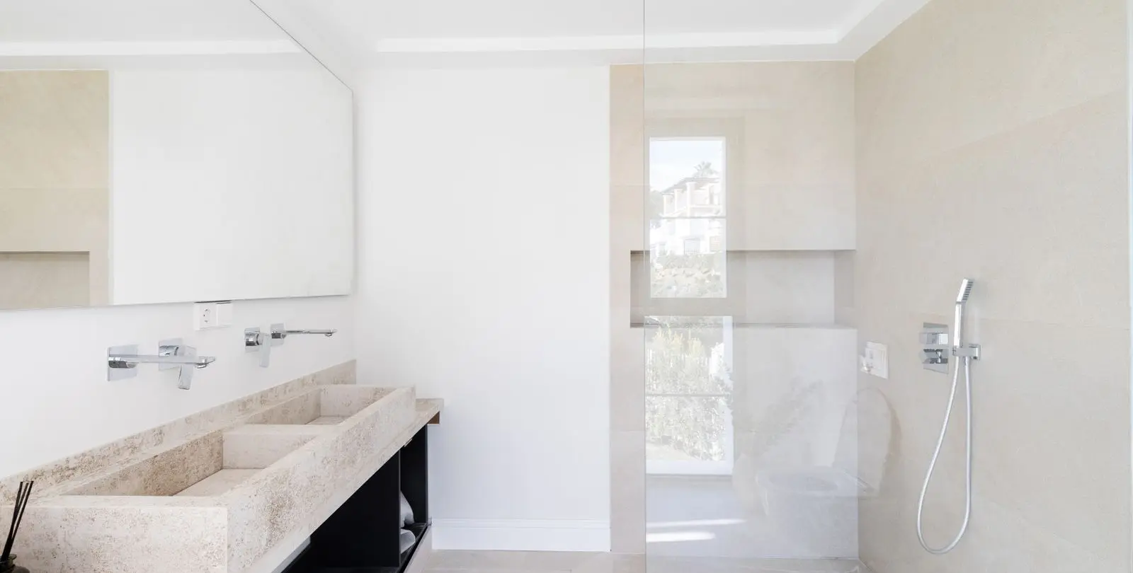 Venta de villa independiente en Los Arqueros 15