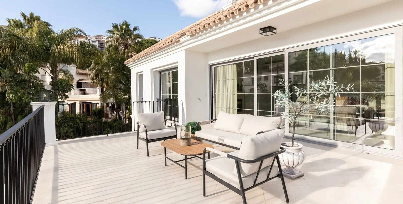 Venta de villa independiente en Los Arqueros 33