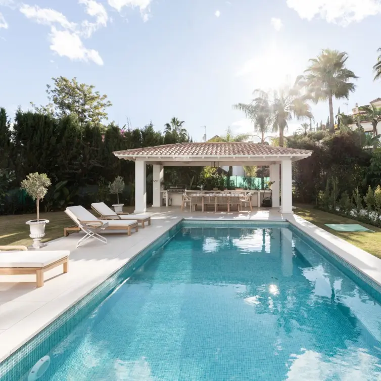 Sale of detached villa in Los Arqueros