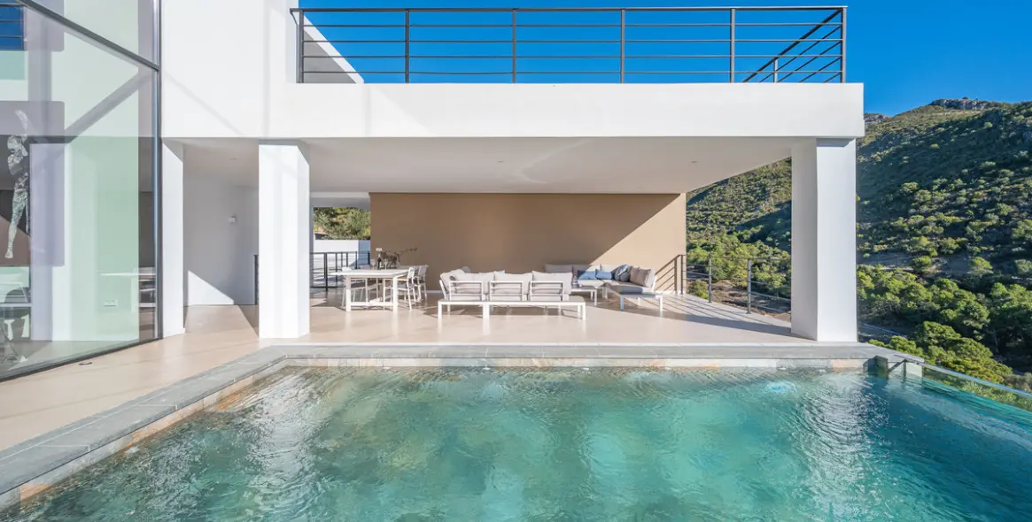 Venta de villa independiente en Benahavís 1