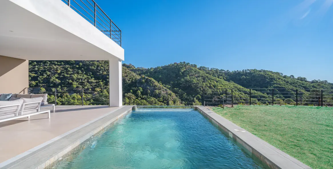 Venta de villa independiente en Benahavís 24
