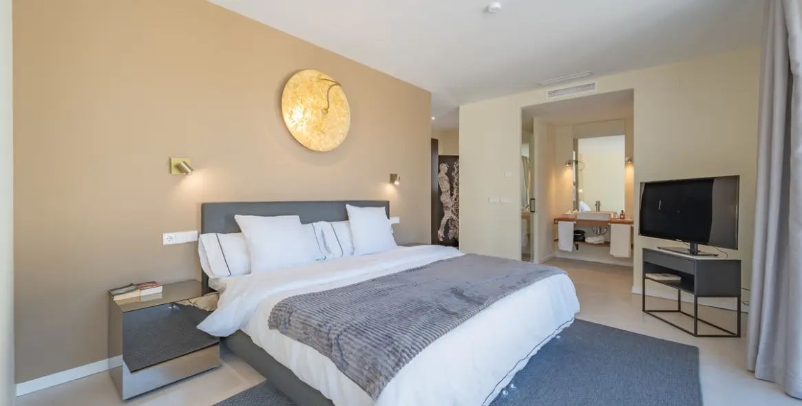 Venta de villa independiente en Benahavís 30
