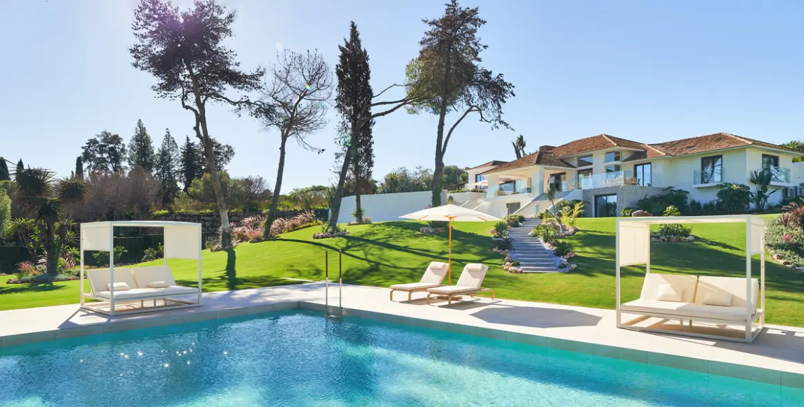 Venta de villa independiente en San Pedro de Alcántara 1
