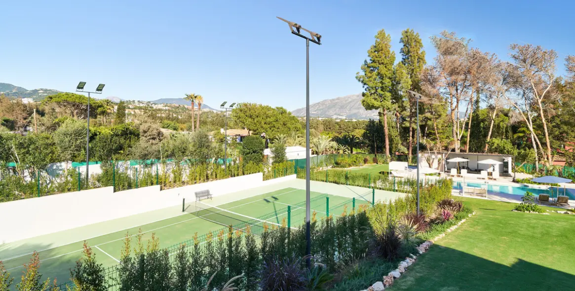 Venta de villa independiente en San Pedro de Alcántara 5
