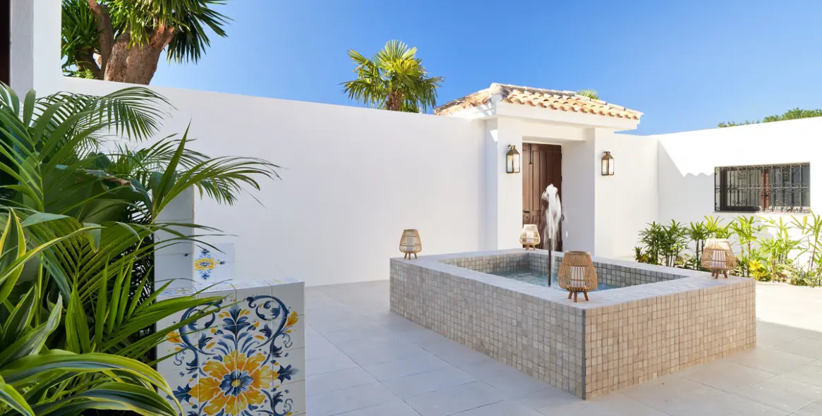 Venta de villa independiente en San Pedro de Alcántara 44