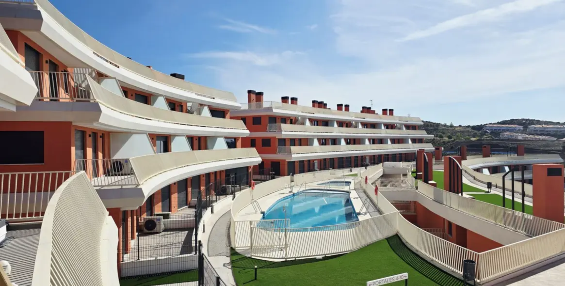 Долгосрочная аренда апартаментов на среднем этаже в La Cala 4